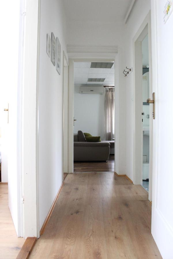 Appartamento West Capital - Free Private Parking Zagabria Esterno foto